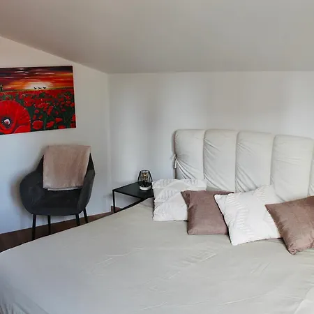 Kiko's - Historical In